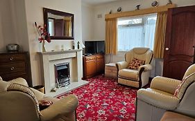 Broughton Grove - Skipton, Pet Friendly, Canal Access